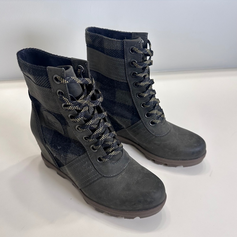 Sorel Lexie Wedge Boots Womens 9 Quarry Black Plaid Nubuck Waterproof NL3779-326